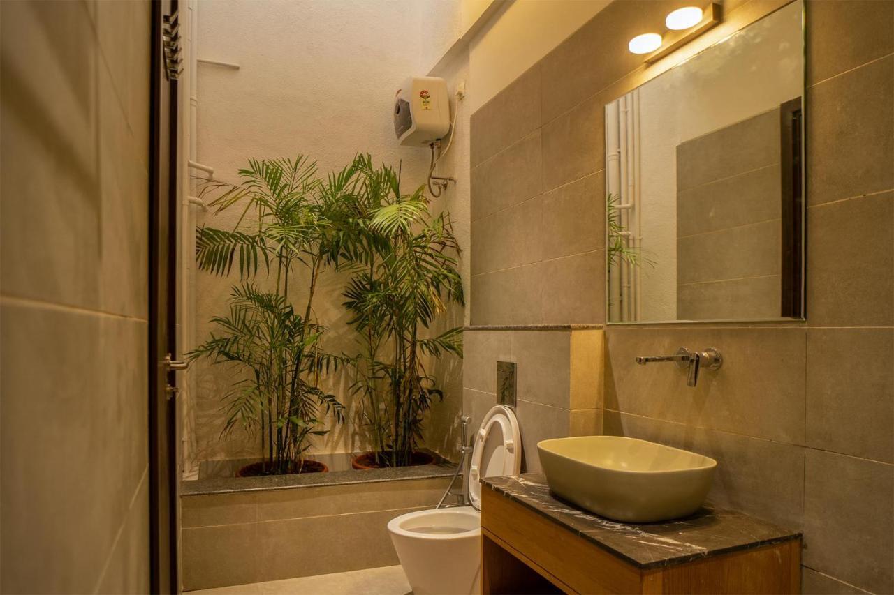 נאסיק Stayvista'S Le Bon Horizon - Hillside Elegance With Chic Interiors, Poolside Serenity & Picturesque Gazebo - Proximity To Sula מראה חיצוני תמונה